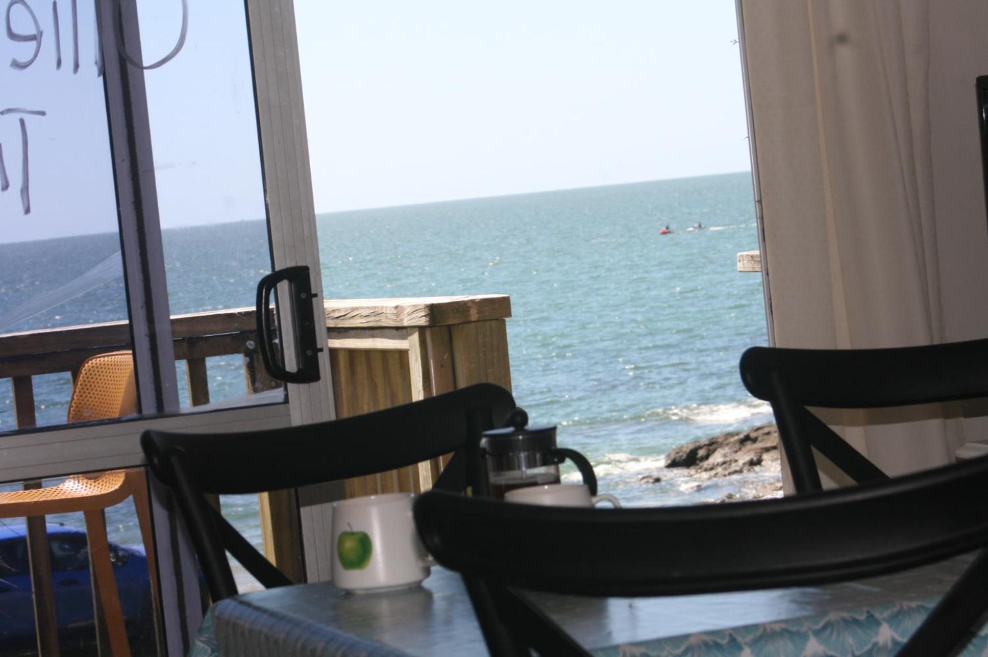 קופרס ביץ' Driftwood Lodge Beachfront, Cable Bay, Northland מראה חיצוני תמונה